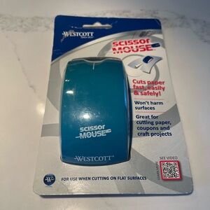 NWT westcott scissor mouse.  Cuts paper fast, easily & safely.